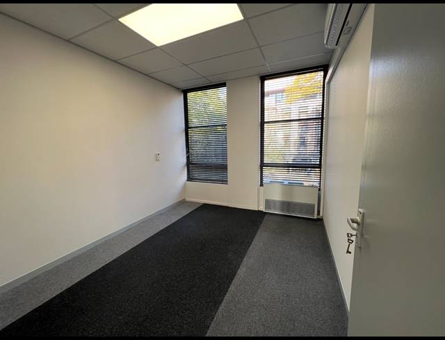 2,000M² OFFICE TO LET IN ROSEBANK
